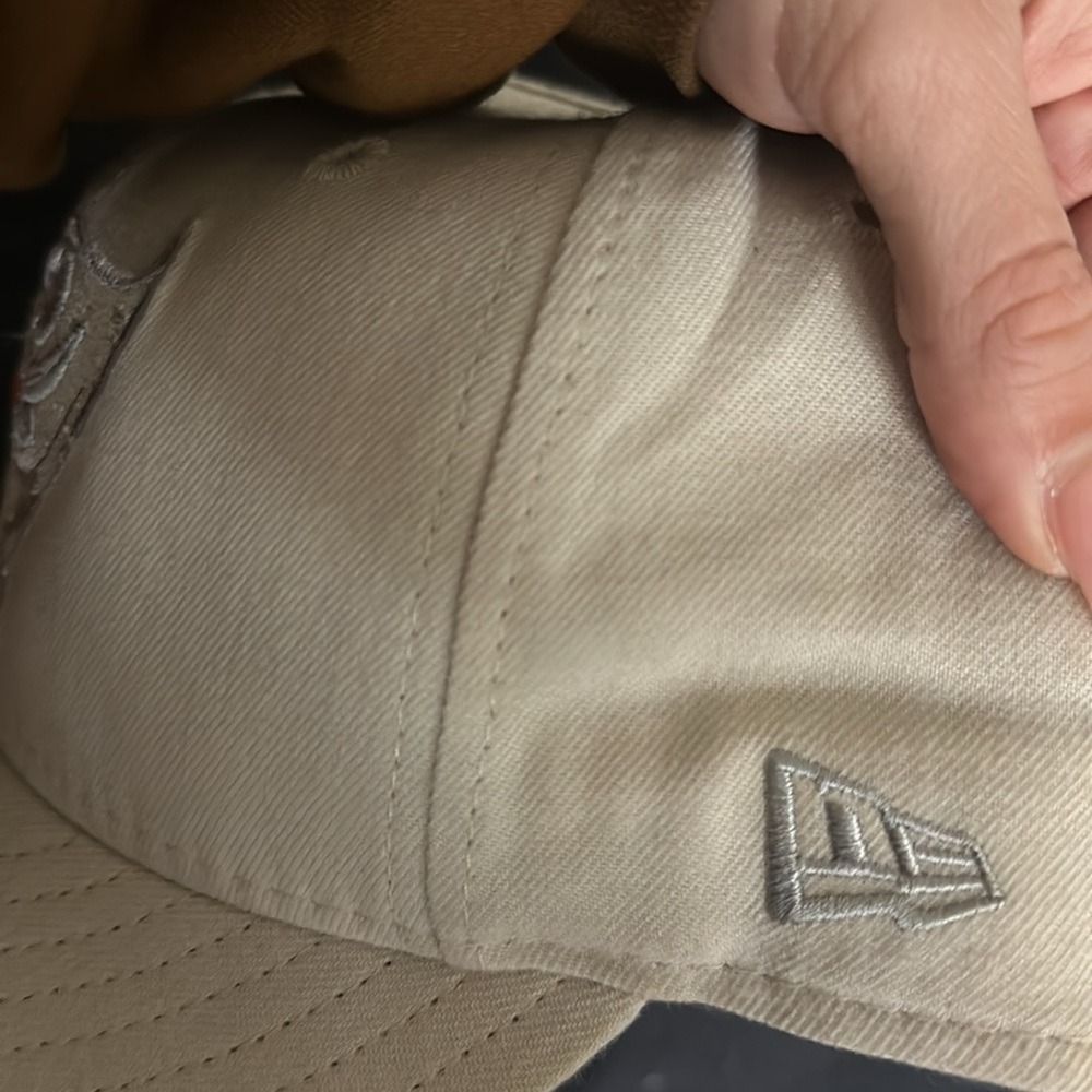 Buccaneers Hat - Picture 3 of 5